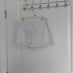 NWT h&m white crochet lace beach shorts medium